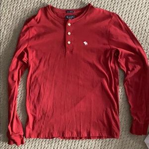 Long sleeve Abercrombie henley t-shirt